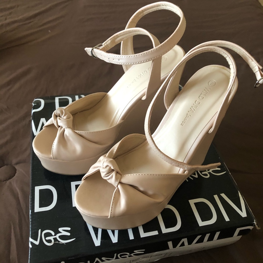Womans Wedges